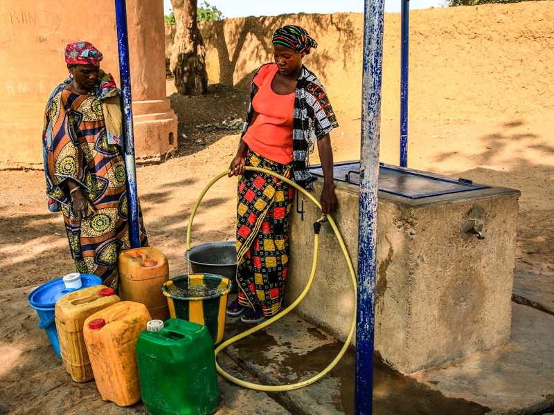 VERGNETBURKINA_Adductions_Eau_Potable_solaires_province_Mouhoun