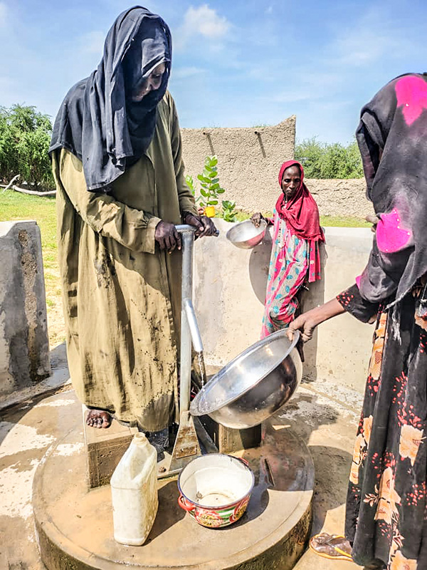 VERGNET HYDRO fournit des pompes manuelles pour alimenter plus de 150 000 Tchadiens en eau potable - mini